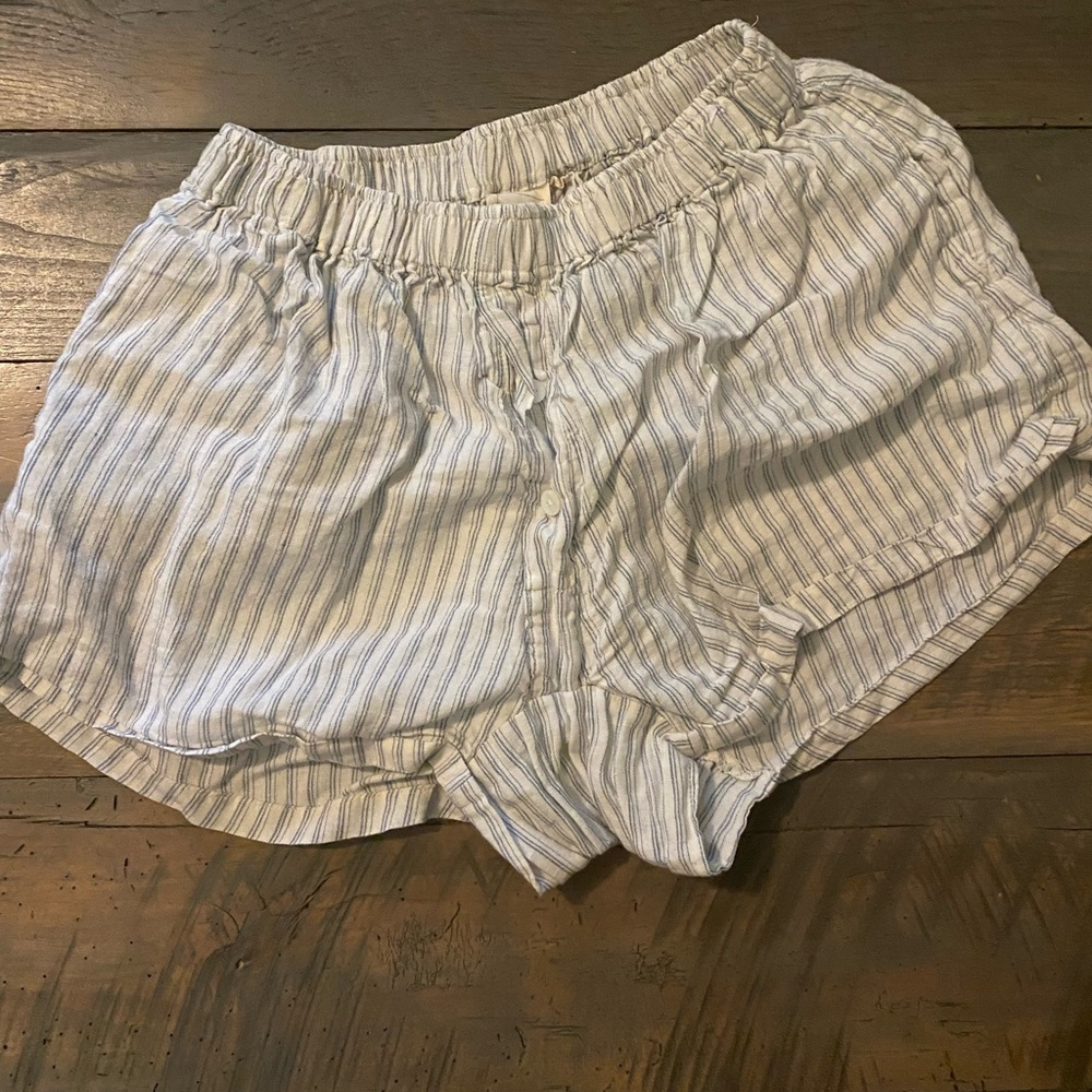 Deiji Studios linen short